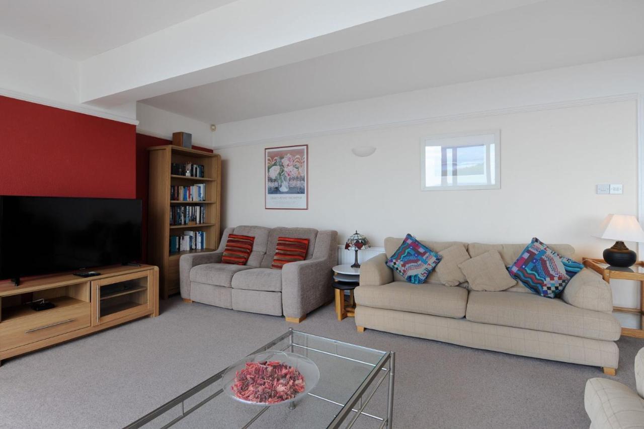 Watersmeet Apartment Лайм Риджис Екстериор снимка