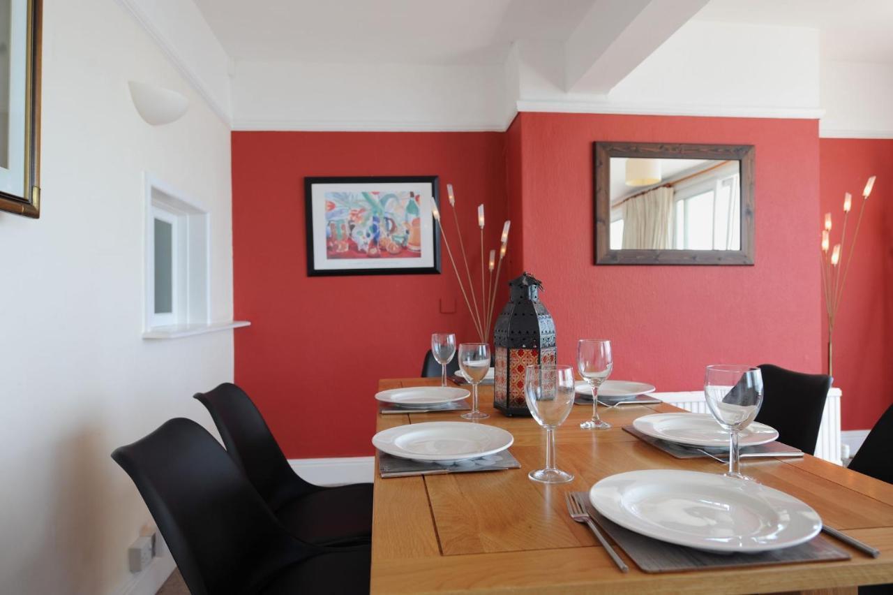 Watersmeet Apartment Лайм Риджис Екстериор снимка