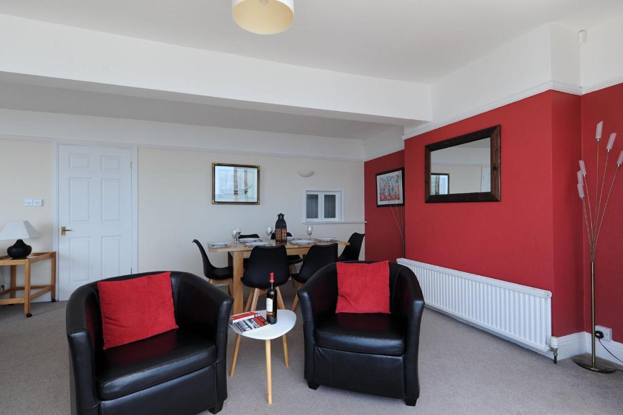 Watersmeet Apartment Лайм Риджис Екстериор снимка