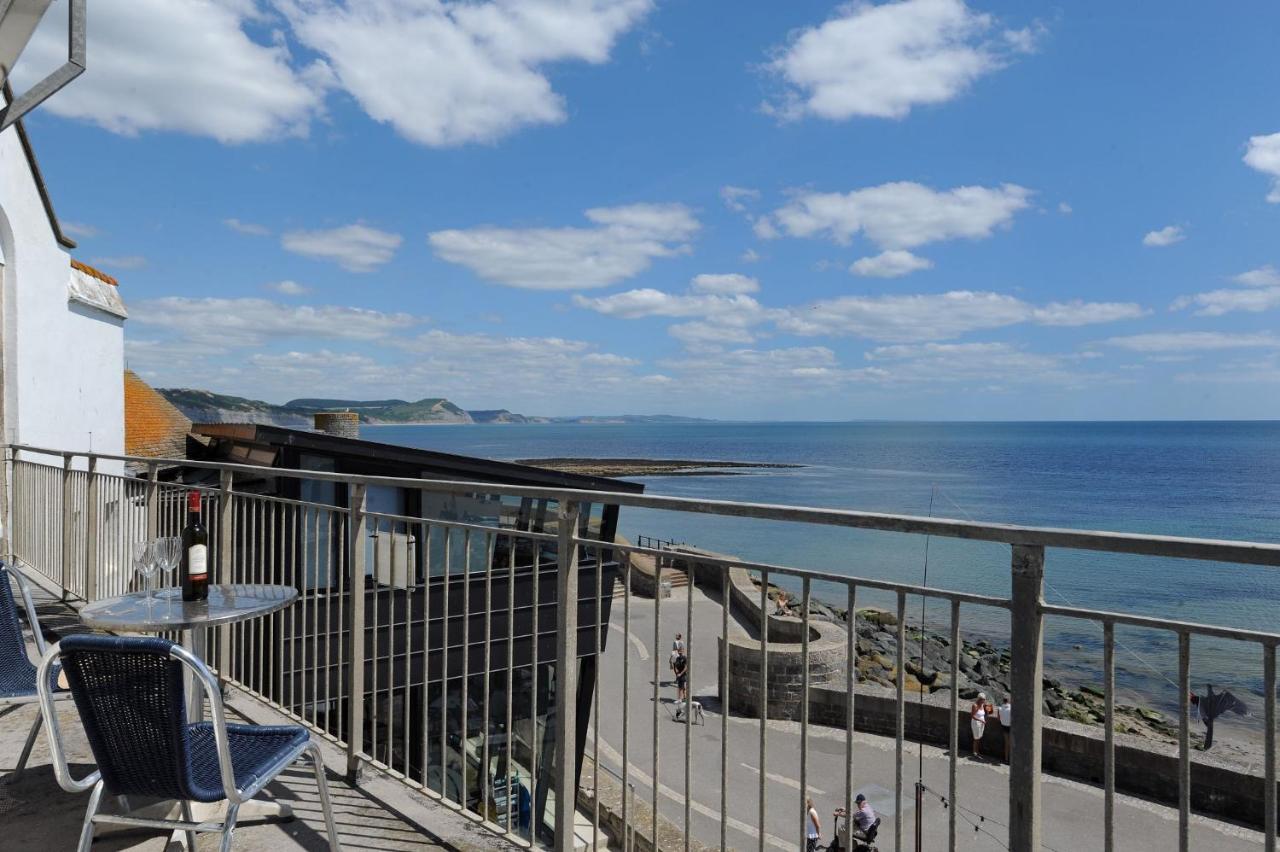Watersmeet Apartment Лайм Риджис Екстериор снимка