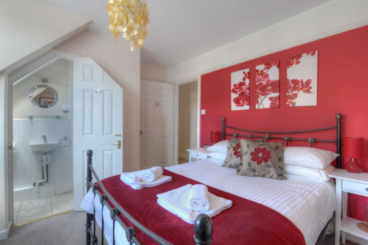 Watersmeet Apartment Лайм Риджис Екстериор снимка