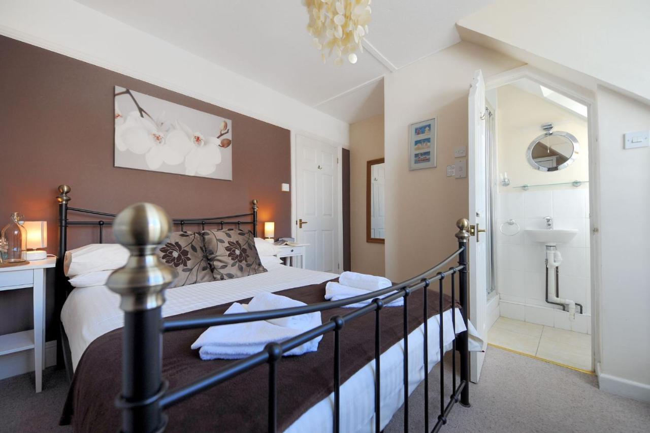 Watersmeet Apartment Лайм Риджис Екстериор снимка