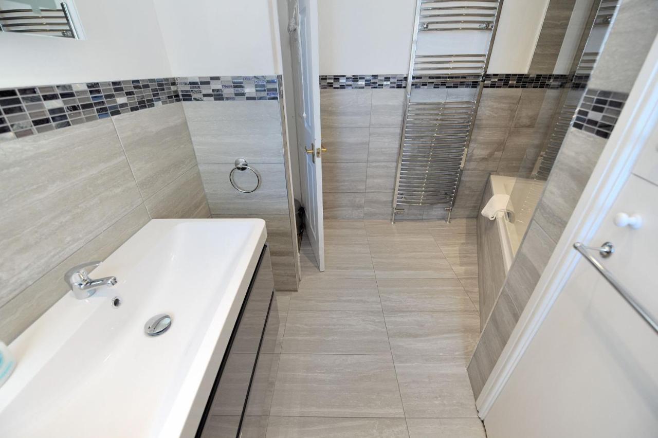 Watersmeet Apartment Лайм Риджис Екстериор снимка